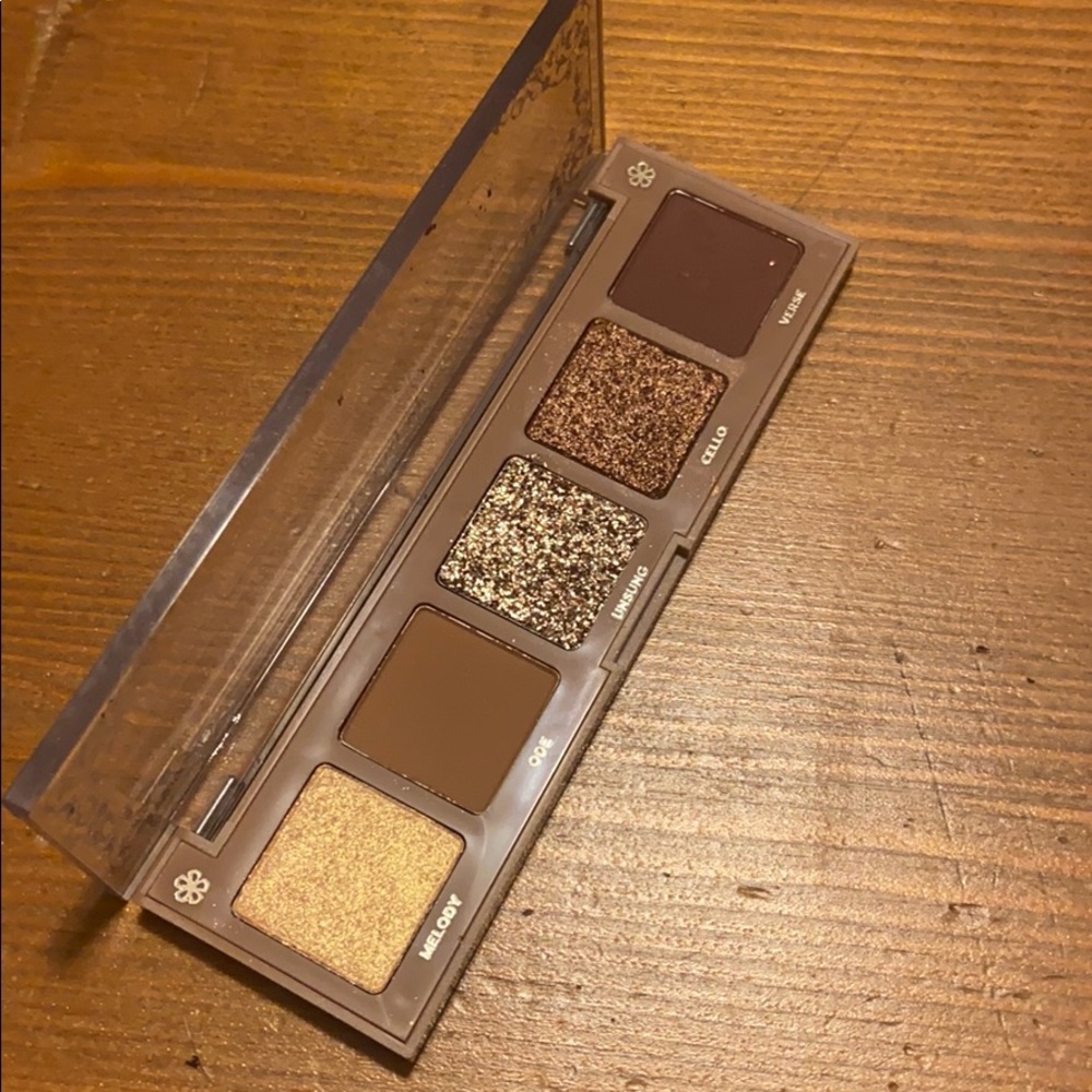 Colourpop Love Struck Lyric Pressed Powder Palette